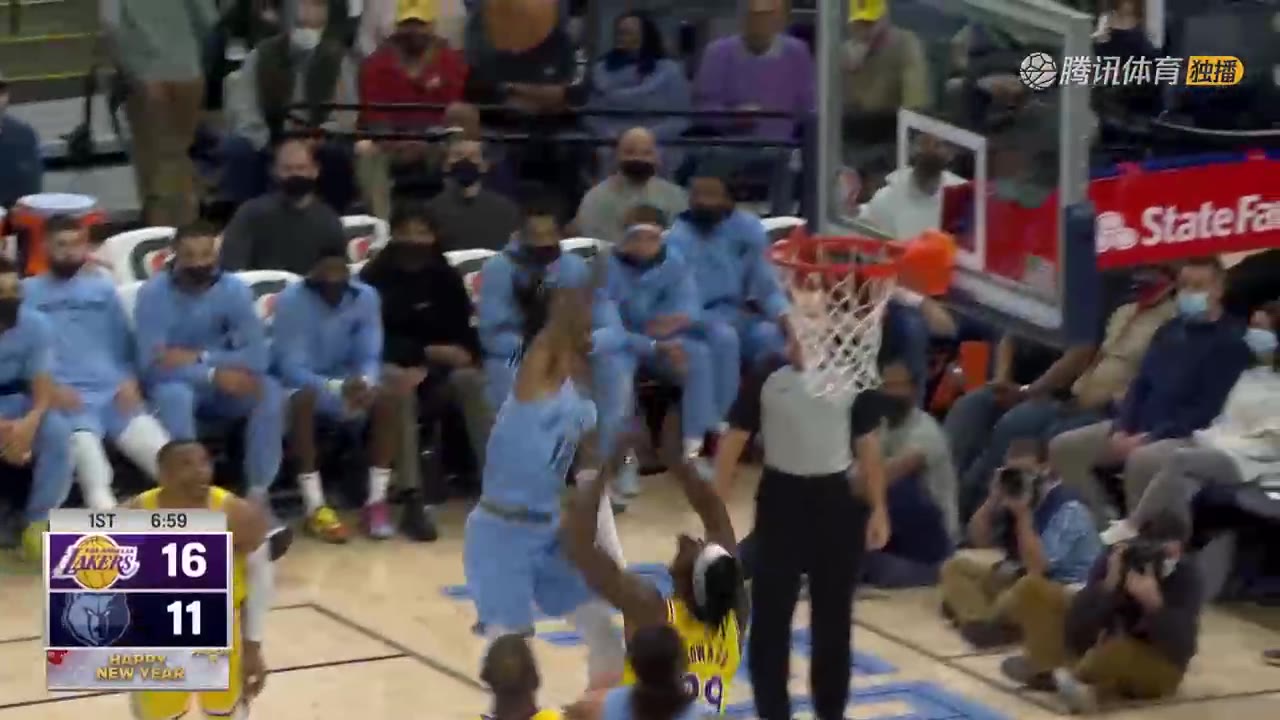 看着吓人！年轻气盛莫兰特欲拉弓死亡隔扣霍华德