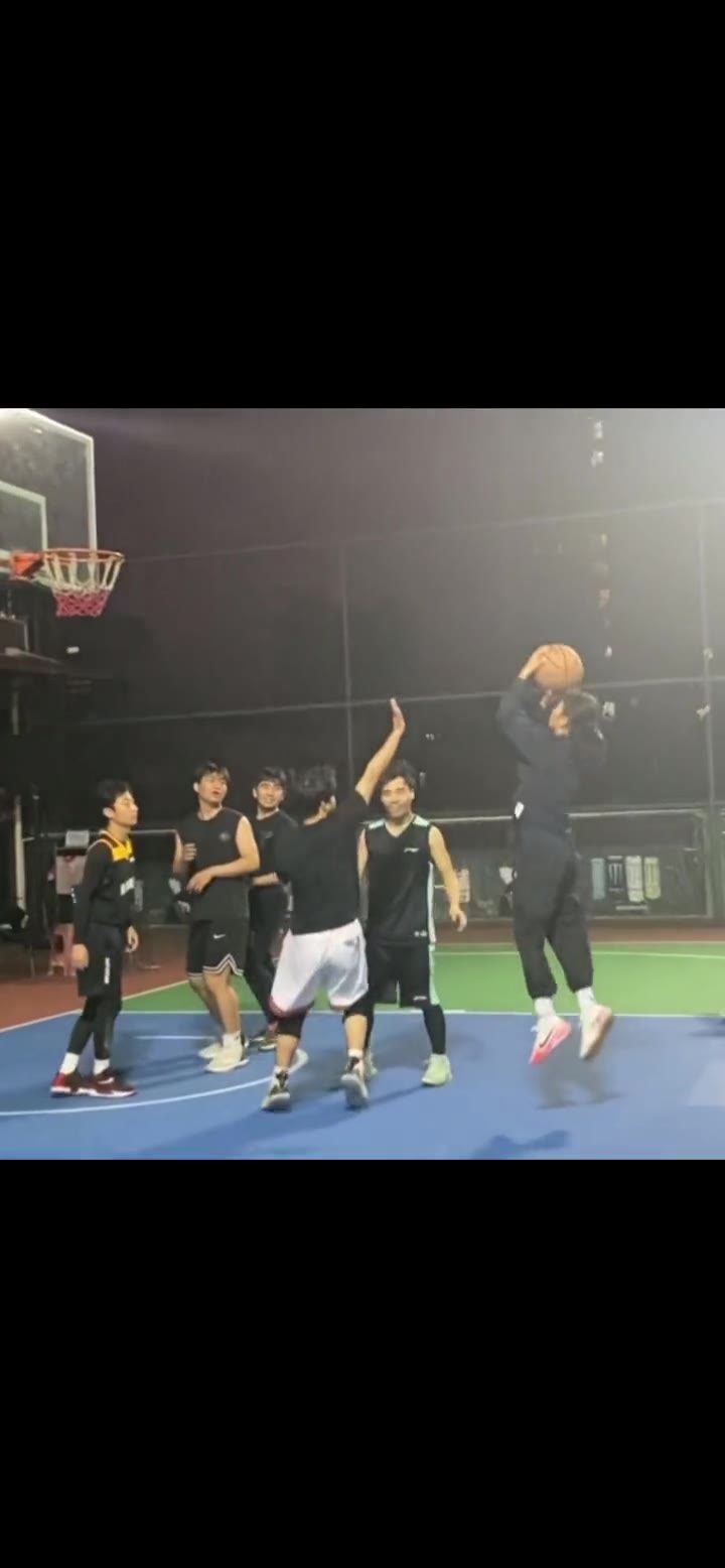 来人 给小姐姐上上对抗