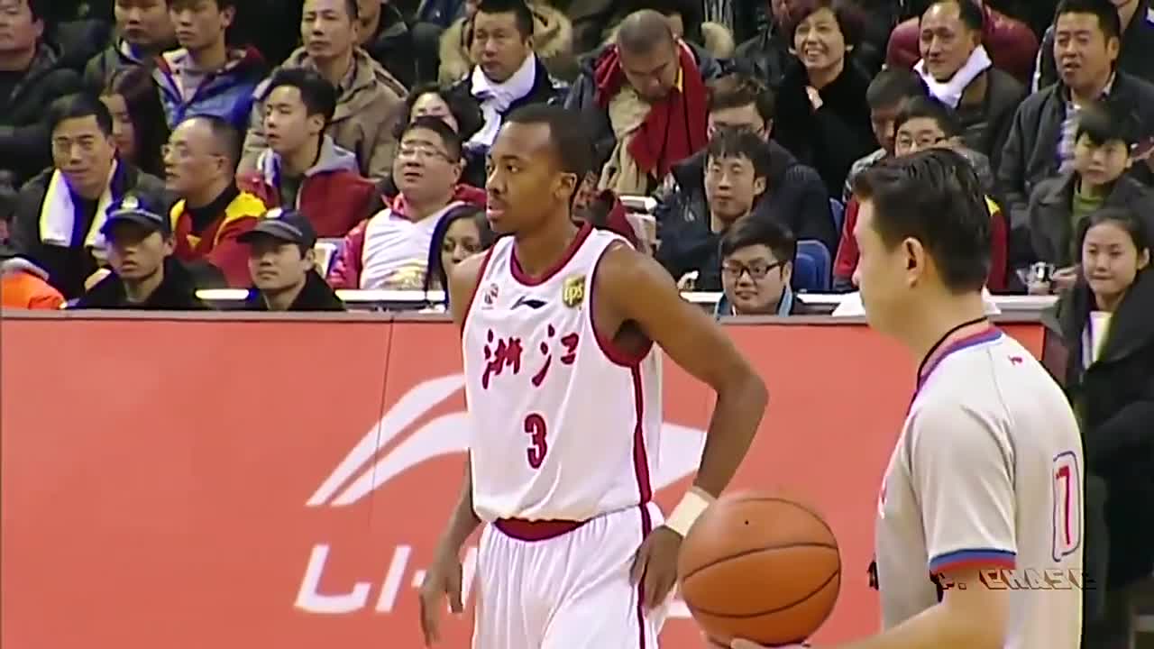 真是一人随便抡！CJ的亲哥埃里克-麦科勒姆曾对广东狂砍82分